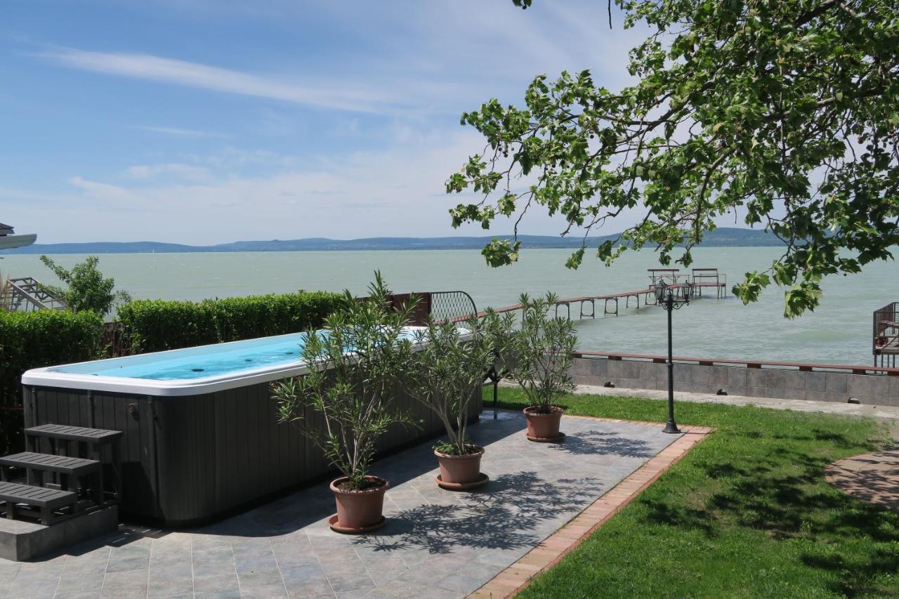 Granit Villa Balatonszarszo Exteriör bild